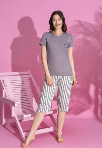 Set pijama damă din bumbac – model cu inimioare, mânecă scurtă și pantalon 3/4