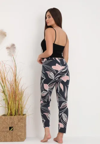 Pijamale Femei: Pantaloni Lungii cu Frunze Negre – Ideal pentru Somn Odihnitor hover