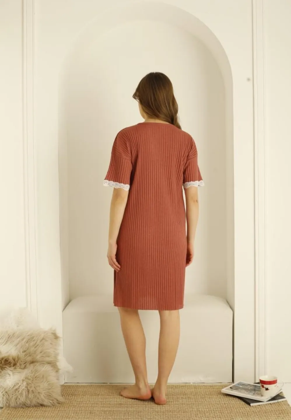 Rochie Plisată Dama cu Mâneci și Dantelă Elegantă la Gât - 2