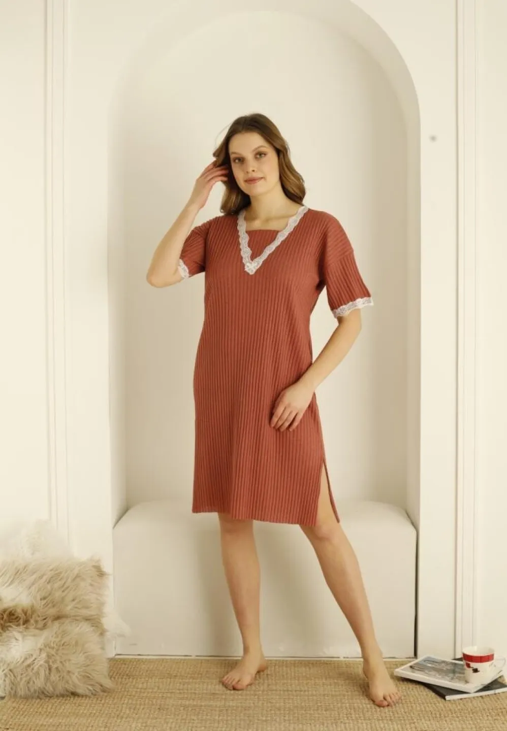 Rochie Plisată Dama cu Mâneci și Dantelă Elegantă la Gât - 4
