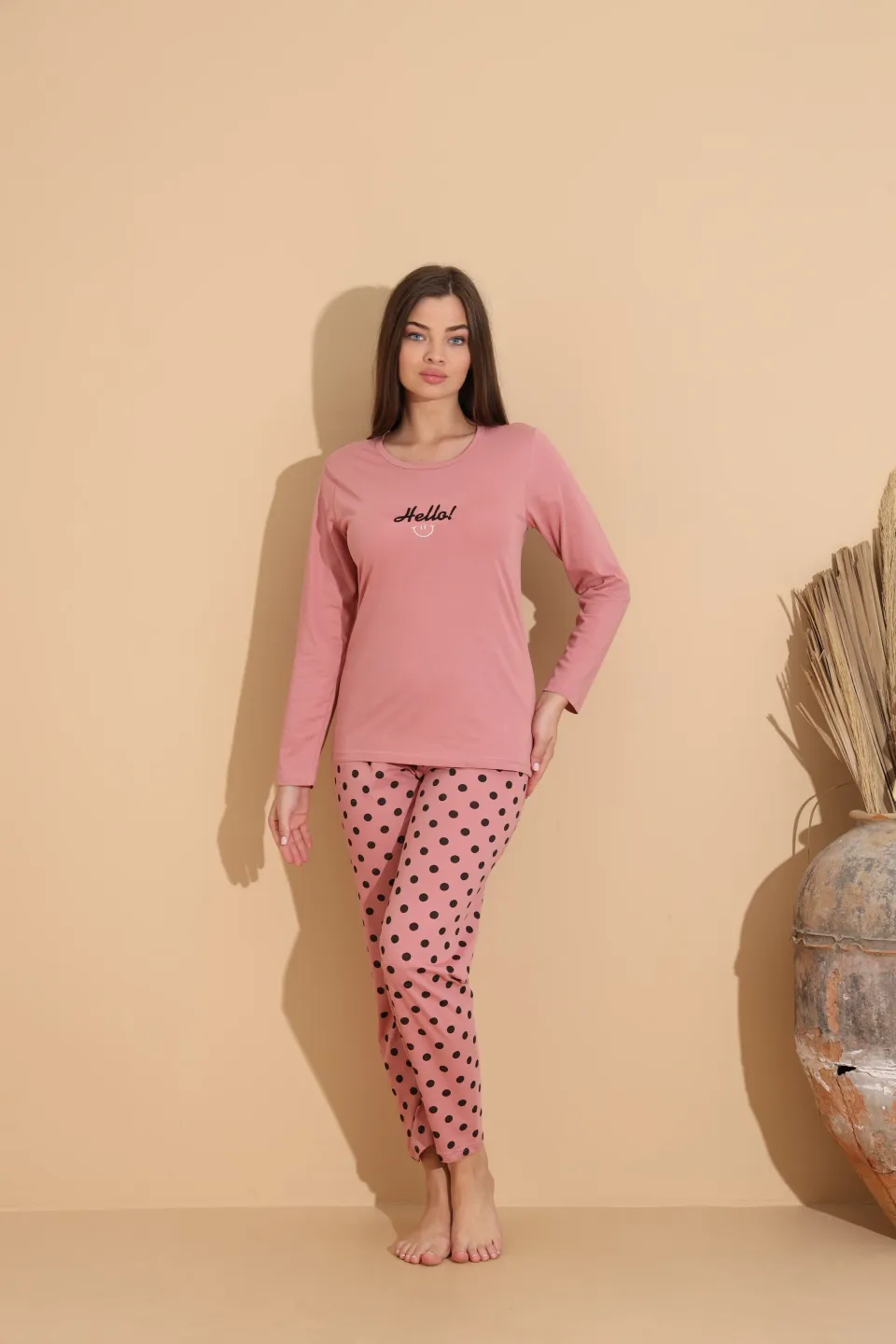 Pijama roz de damă cu mesaj „HELLO” și pantaloni lungi imprimeu buline - 2