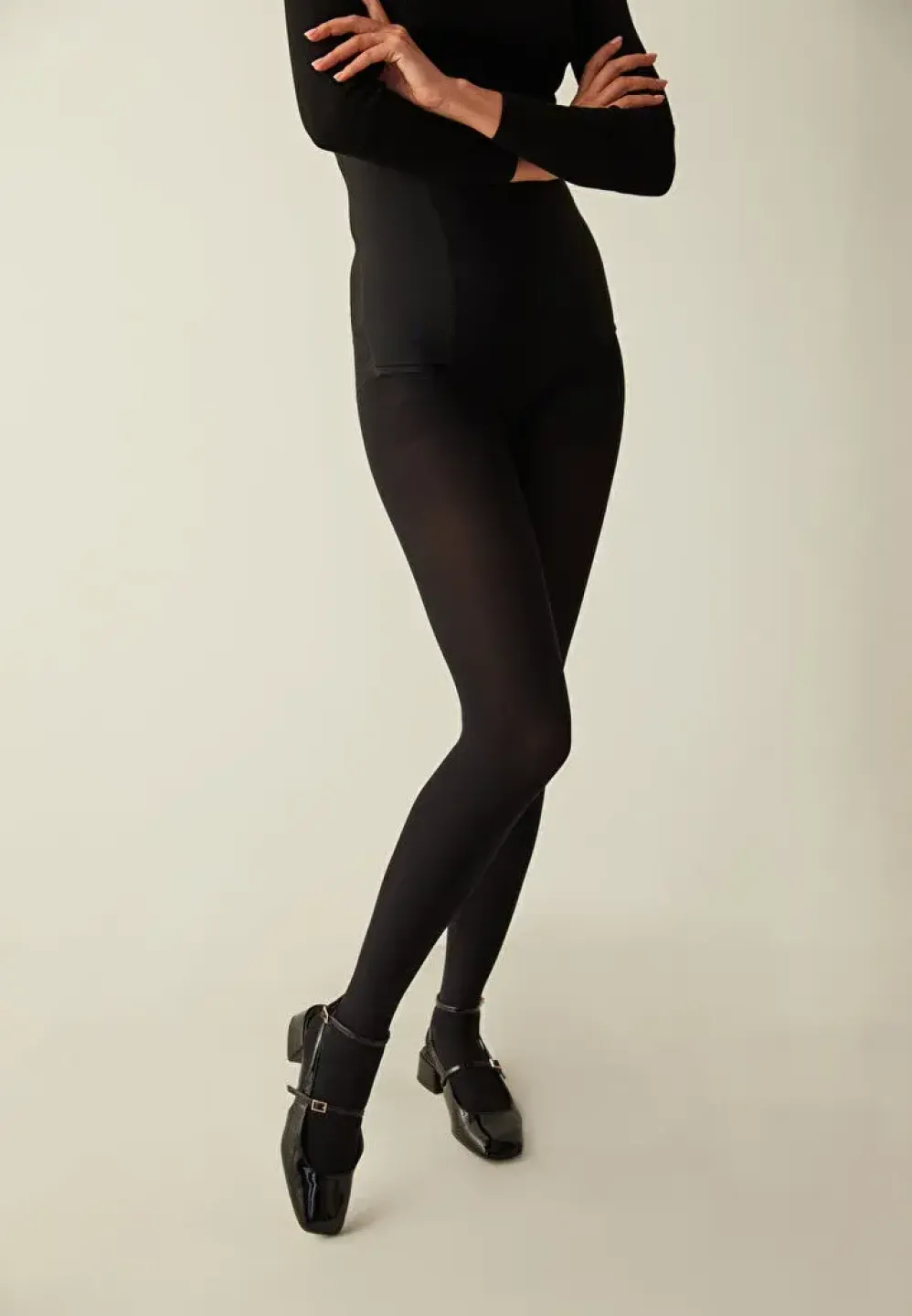 Dres Penti Micro 80 DEN – Feminitate și Eleganță în Tonuri Negru - 1