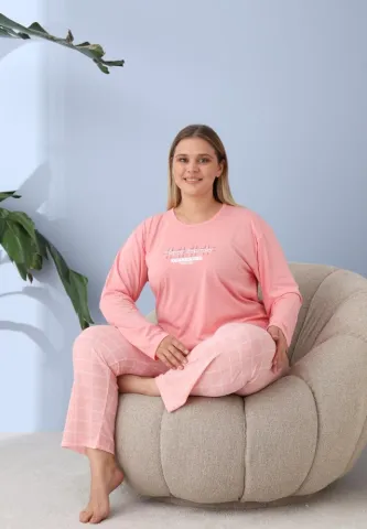 Pijama damă marim mare cu „HAPPY SATURDAY”, pantaloni și mânecă lungă