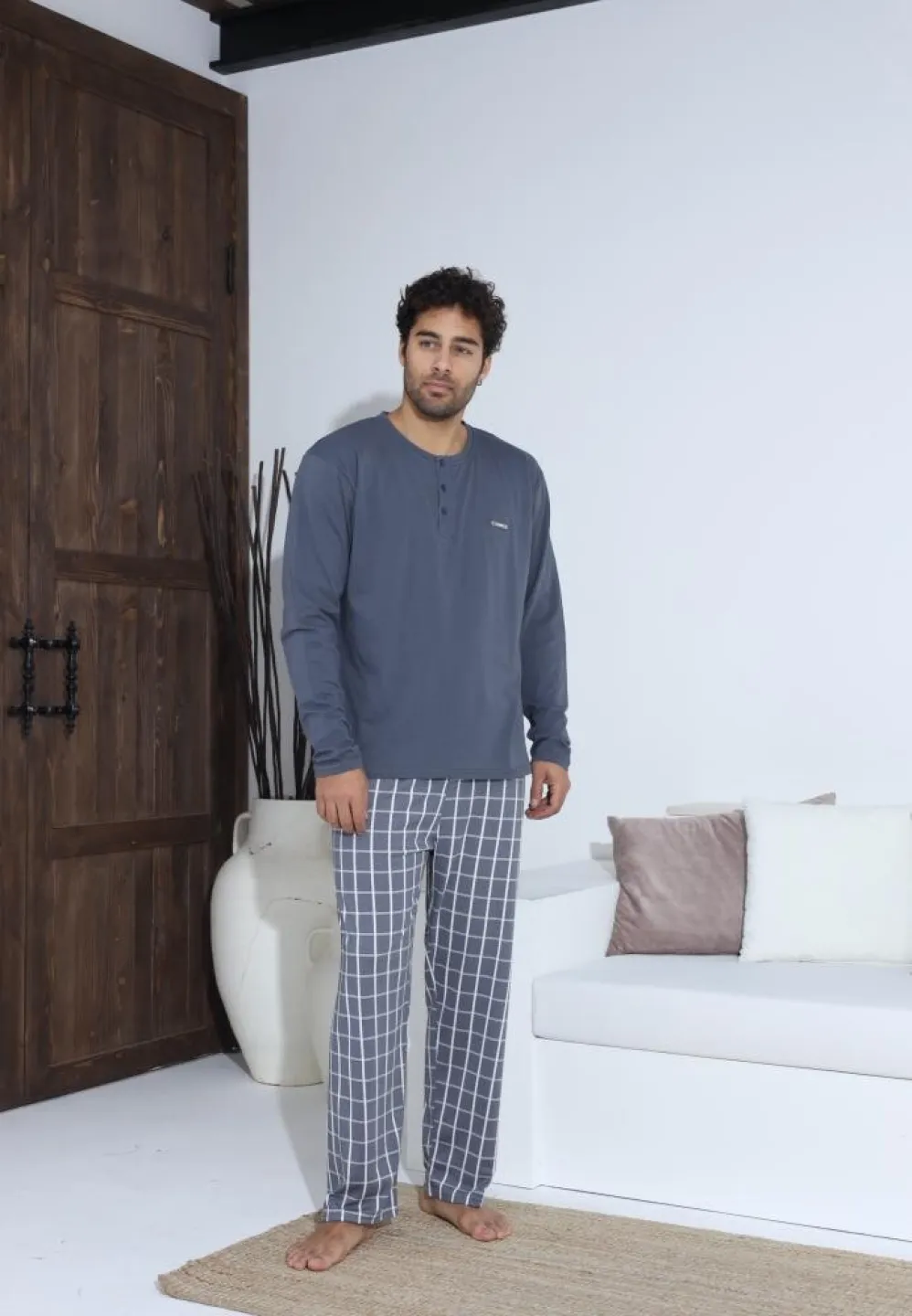 Pijama bărbați Gri, cu pantaloni lungi și mânecă lungă, cu nasturi - 1