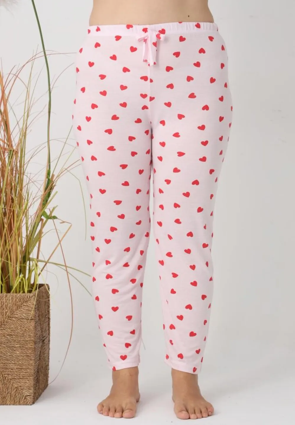 Pantaloni de pijama damă Big Size, inimioare roșii pe fundal roz - 1