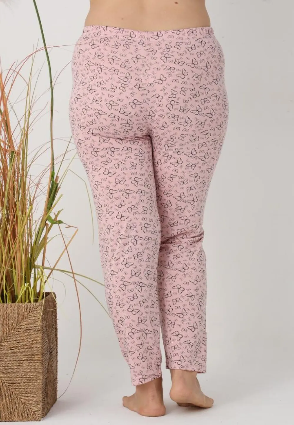 Pantaloni de pijama damă Big Size, model roz cu fluturi - 3