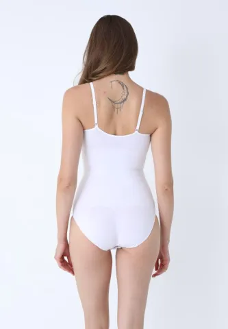 Body modelator alb, clasic, cu bretele subțiri reglabile hover