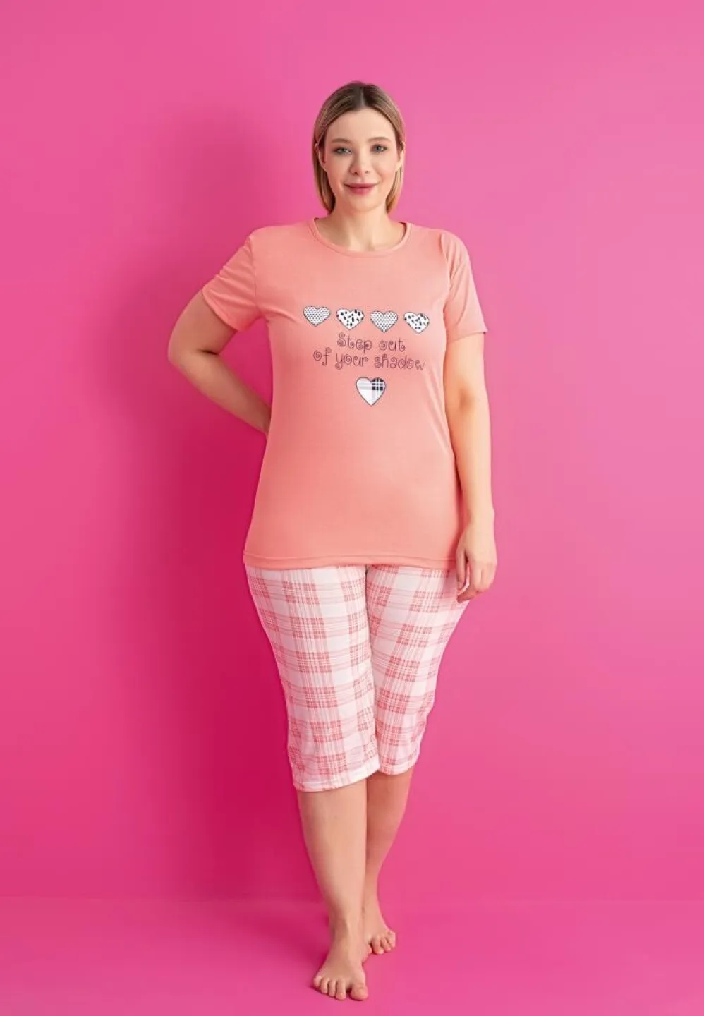 Pijama damă big size Step Out of Your Shadow imprimeu tricou + pantaloni 3/4 - 1