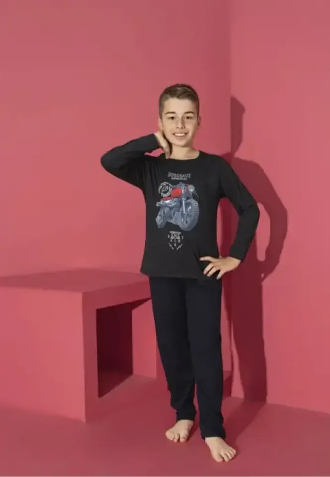 Pijama băieți negru, bluză cu mânecă lungă și pantaloni lungi, imprimeu Motoretă