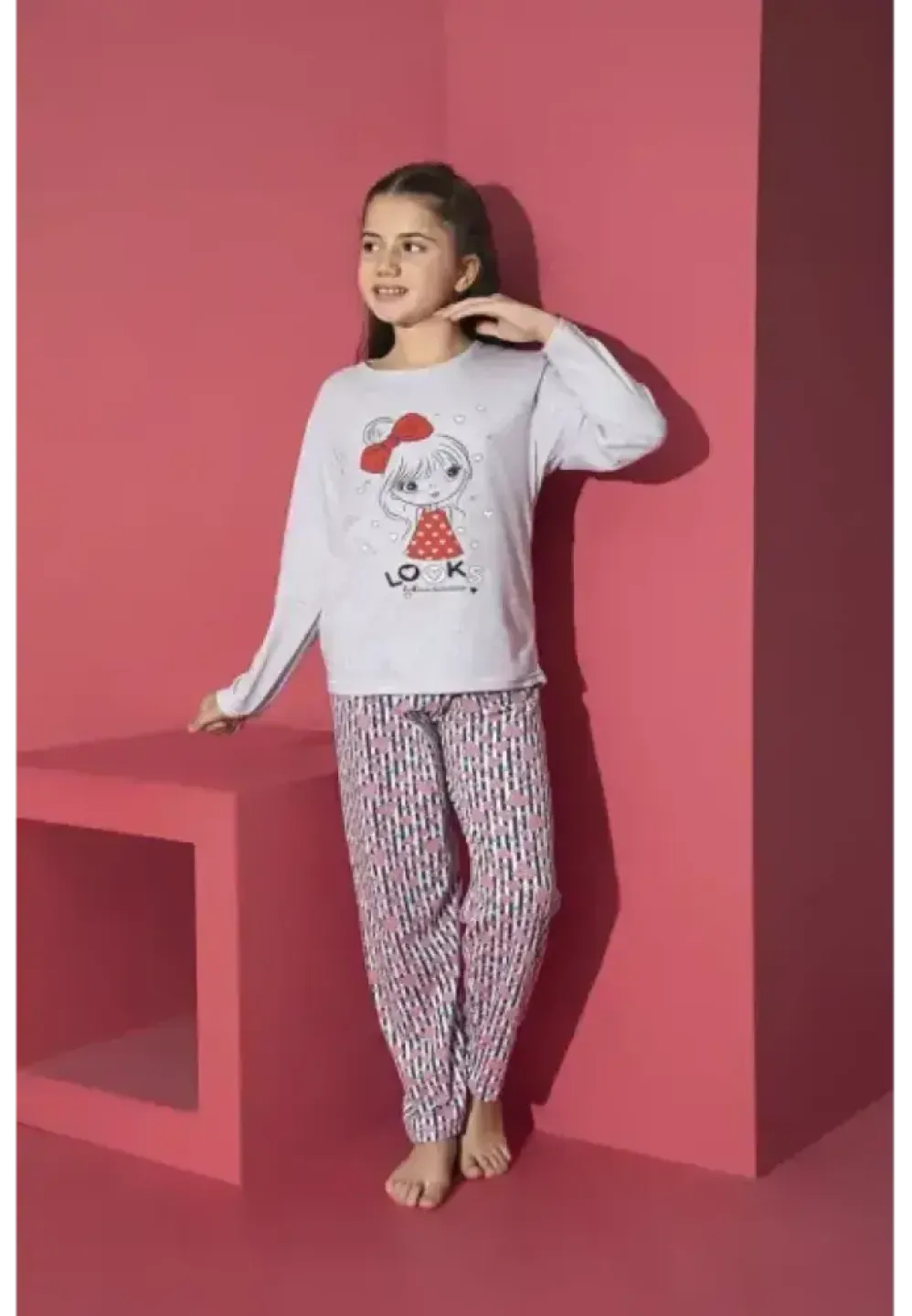 Pijama fete cu imprimeu Looks, culoare gri, bluză și pantaloni lungi - 1