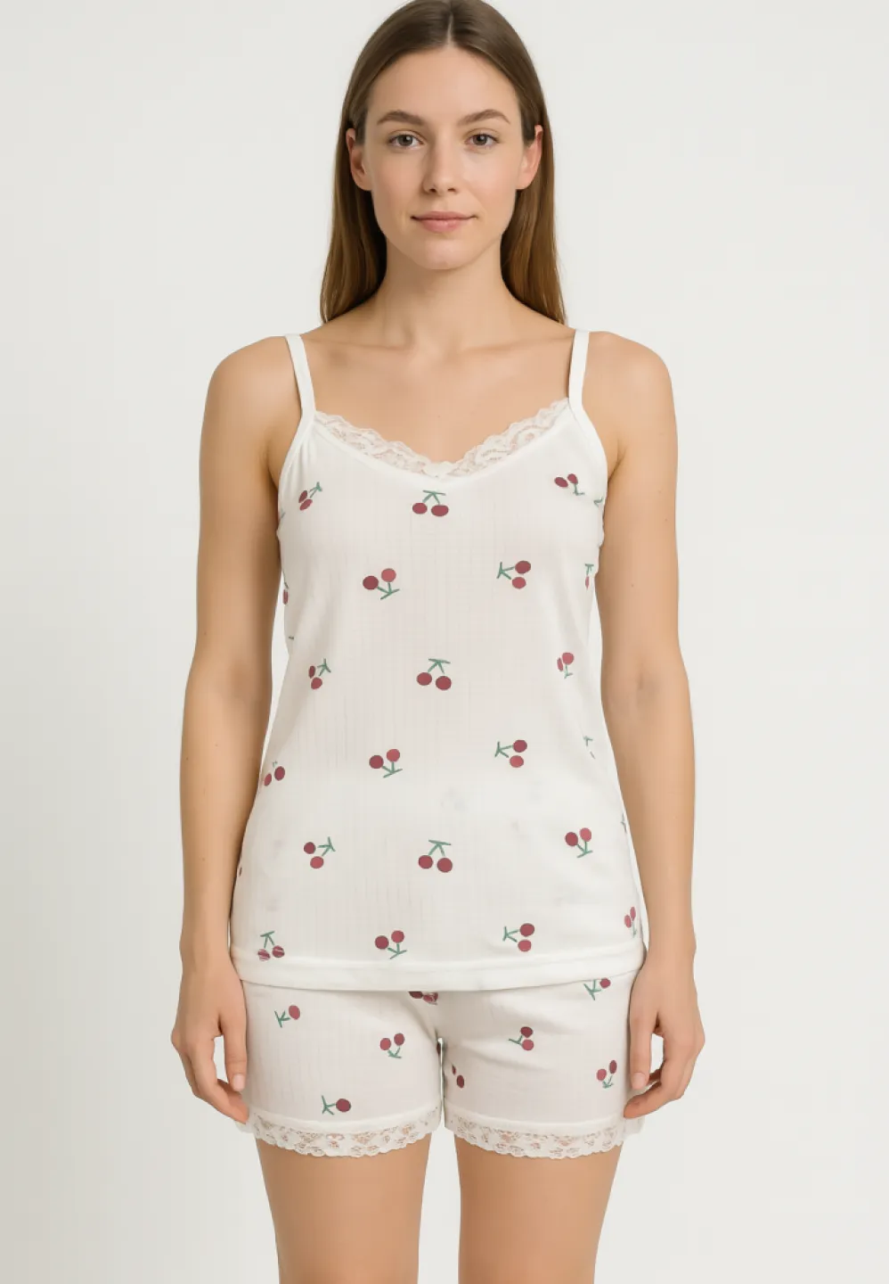 Pijama damă: maiou cu bretele subțiri și short cu imprimeu cireșe - 1