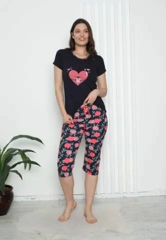 Pijama damă bleumarin: set mâneci și pantaloni 3/4 cu imprimeu cu inimoare