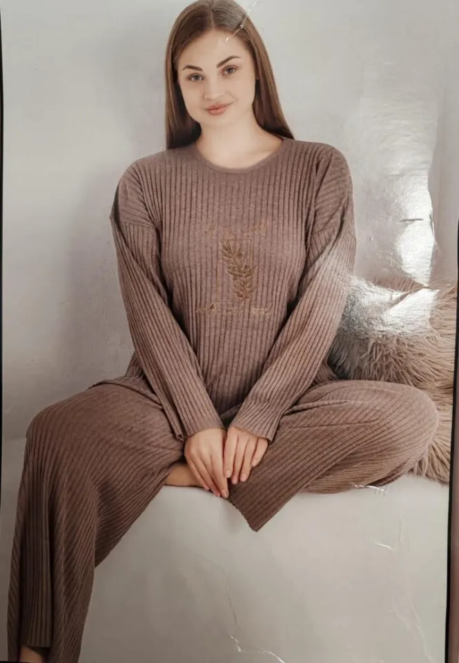 Pijama damă mărime mare Bej, plisată, mânecă lungă și pantaloni lungi