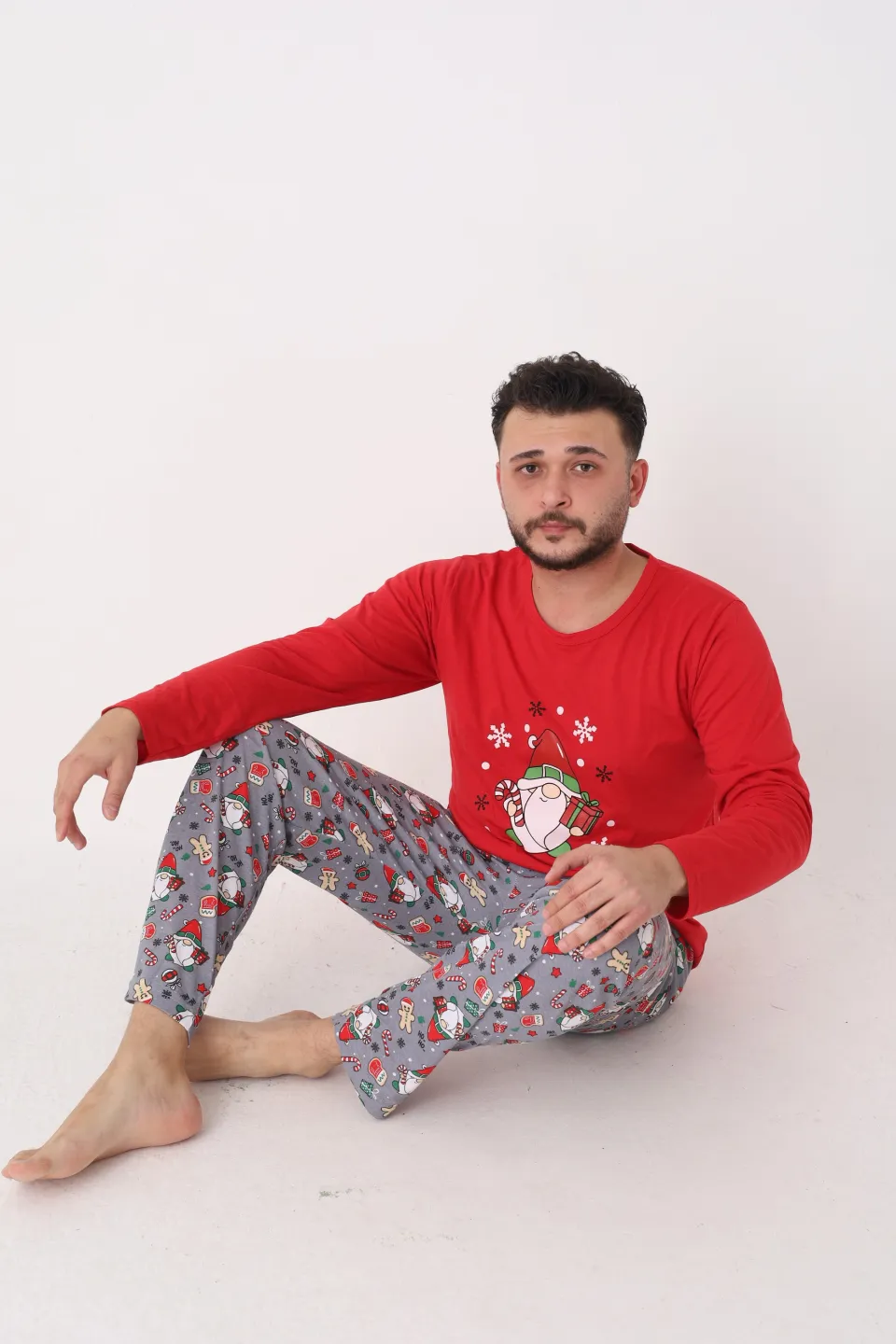 Pijama bărbat roșie de Crăciun cu modele tematice - 3