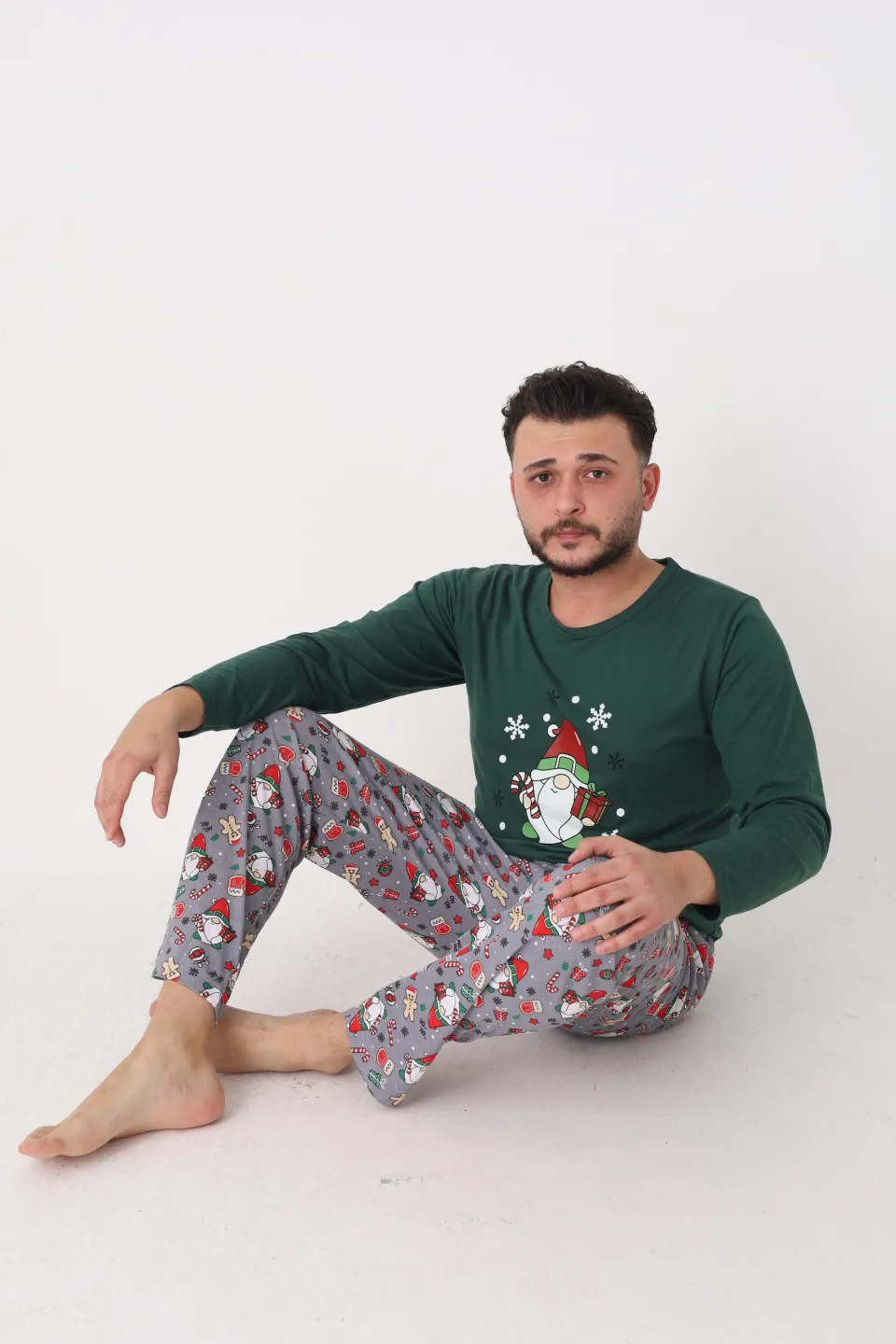 Pijama bărbat verde de Crăciun cu modele tematice - 4