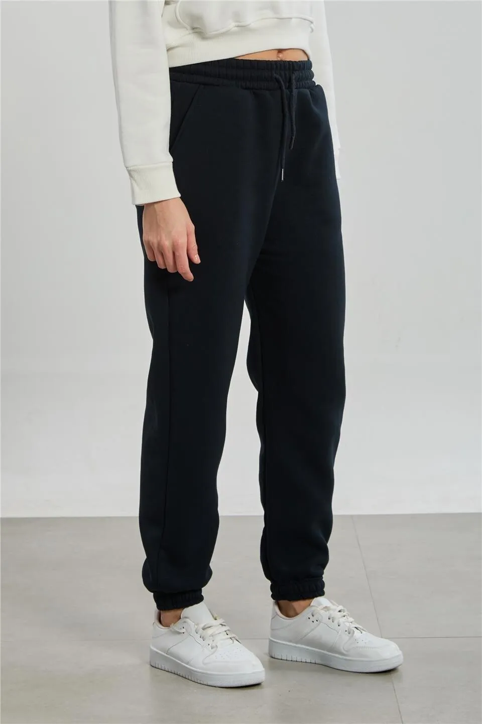 Pantalon de trening damă negru, cu buzunare - 4